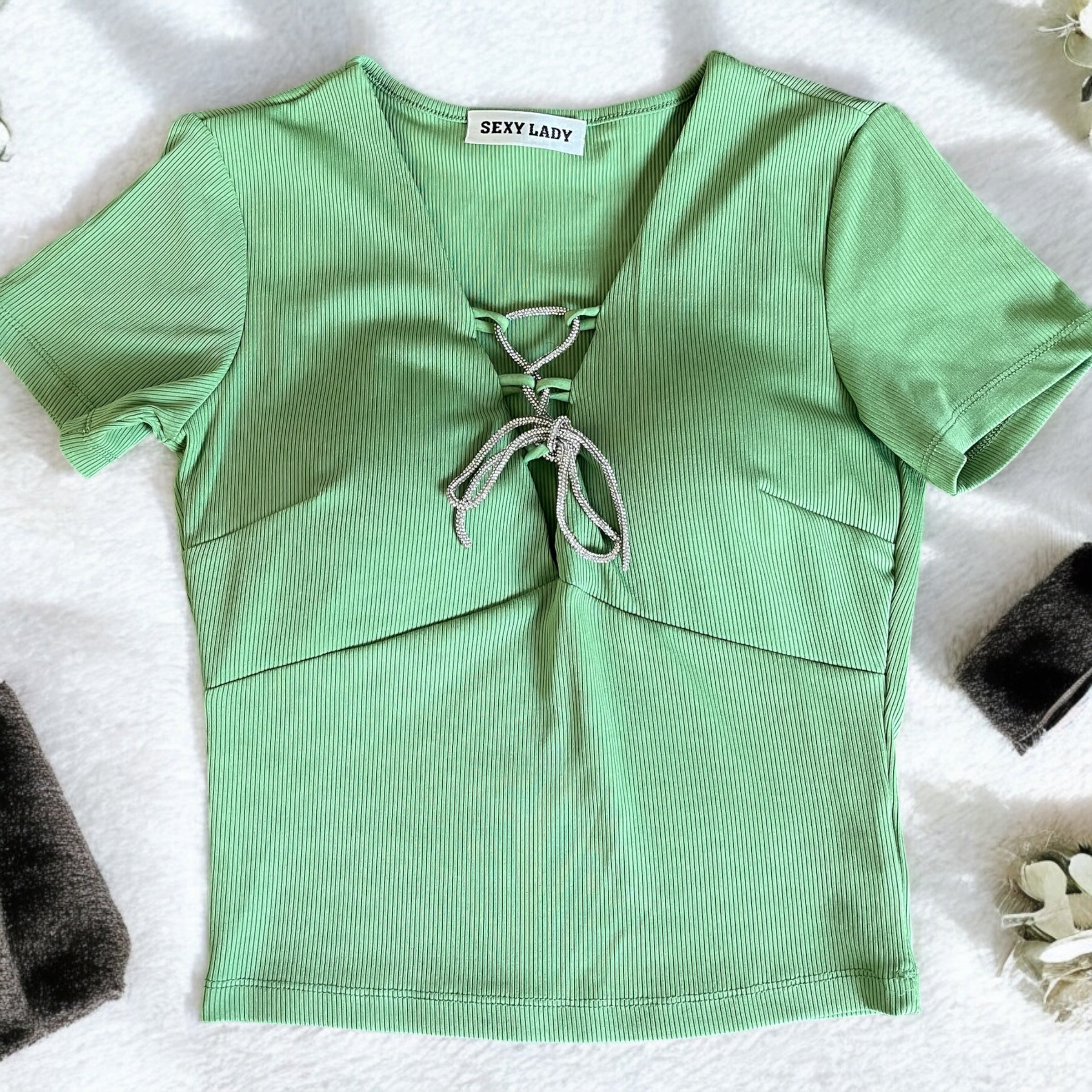 Geripptes Top mit V-Ausschnitt - Elissima