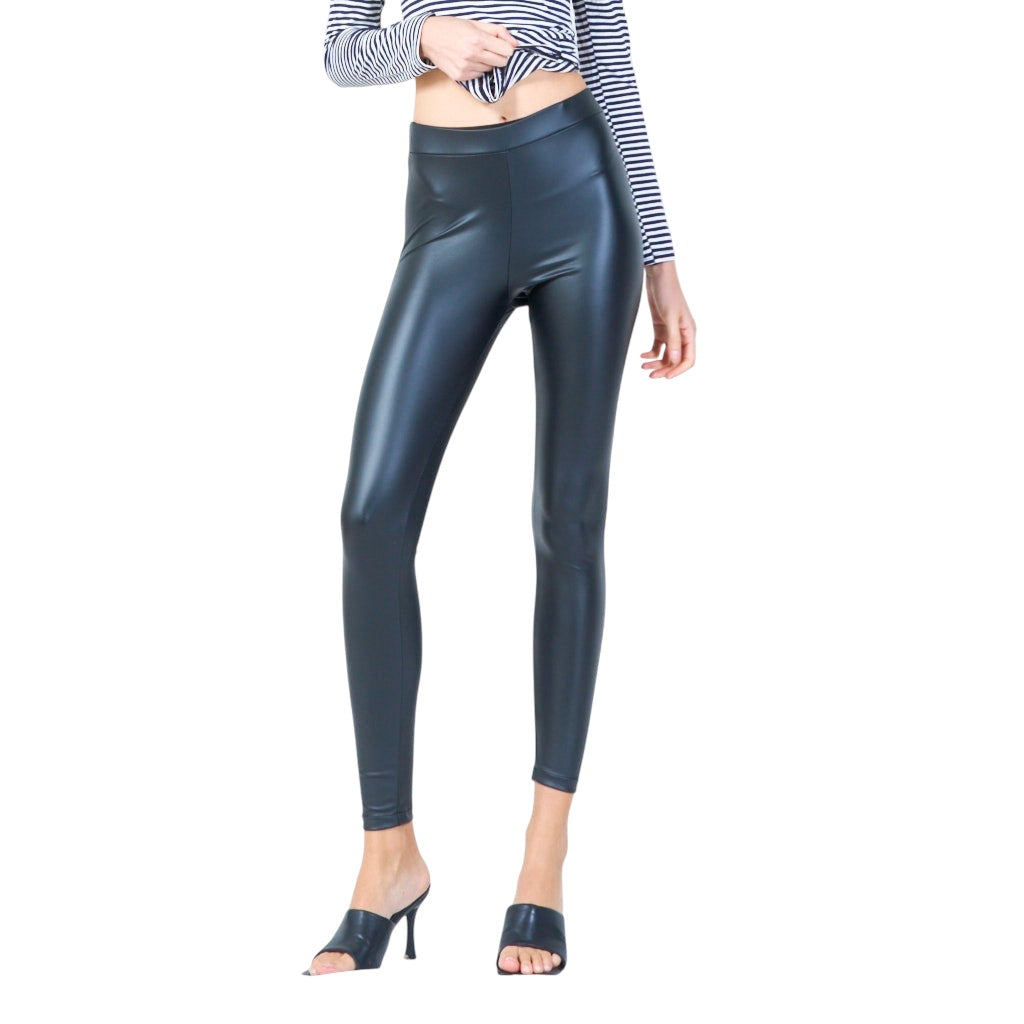 Skinny Leggings aus Kunstleder in Schwarz - Elissima